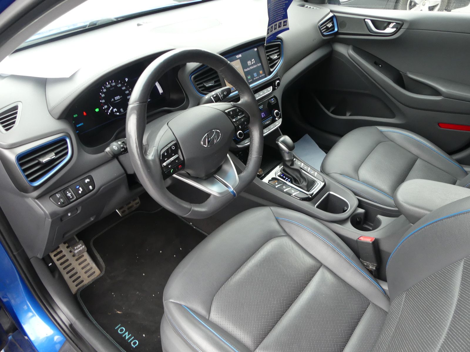 Fahrzeugabbildung Hyundai IONIQ Ioniq Premium Hybrid, Automatik