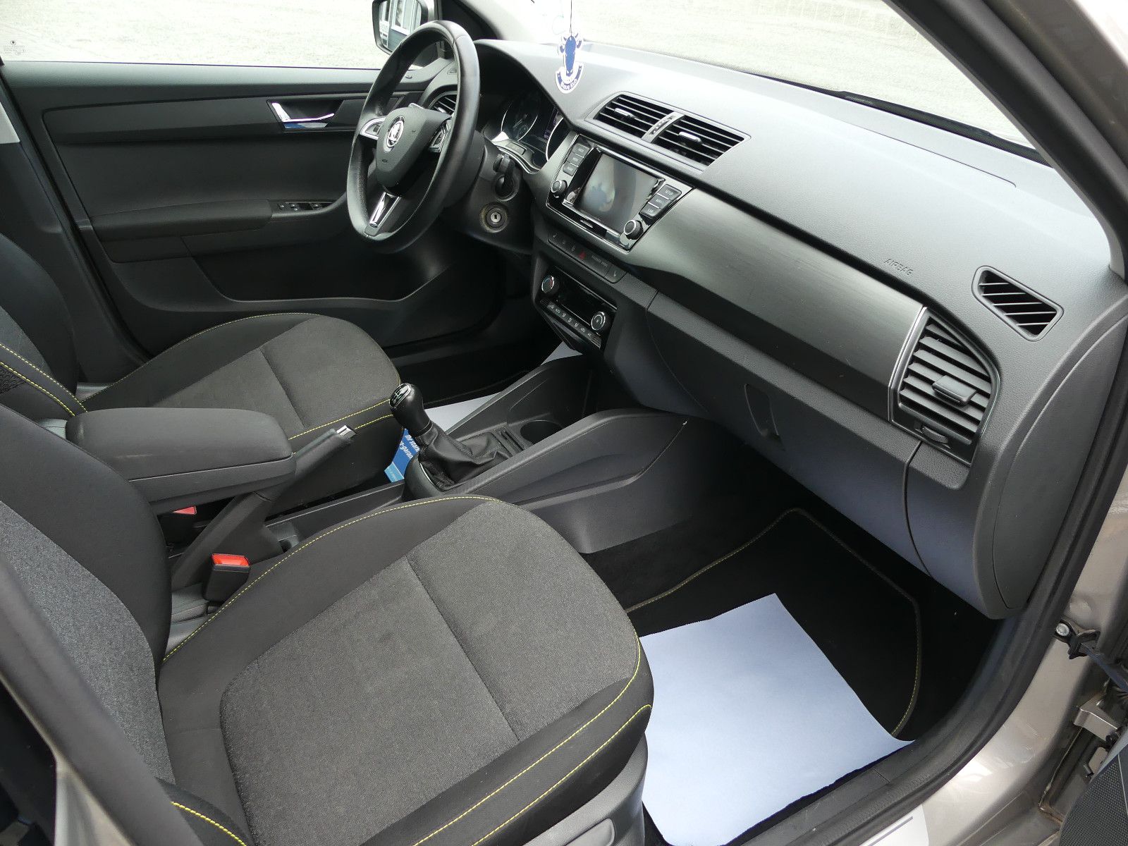 Fahrzeugabbildung SKODA Fabia Soleil"56TKM"SCHECKHEFTGEPF."