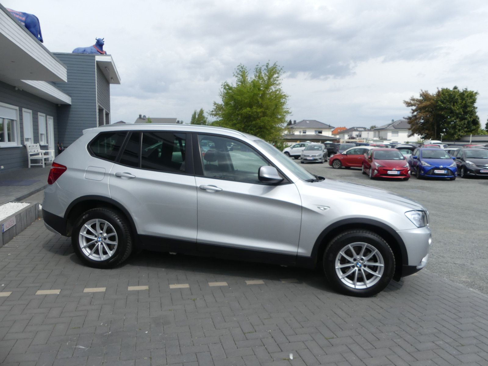Fahrzeugabbildung BMW X3 xDrive 20 d