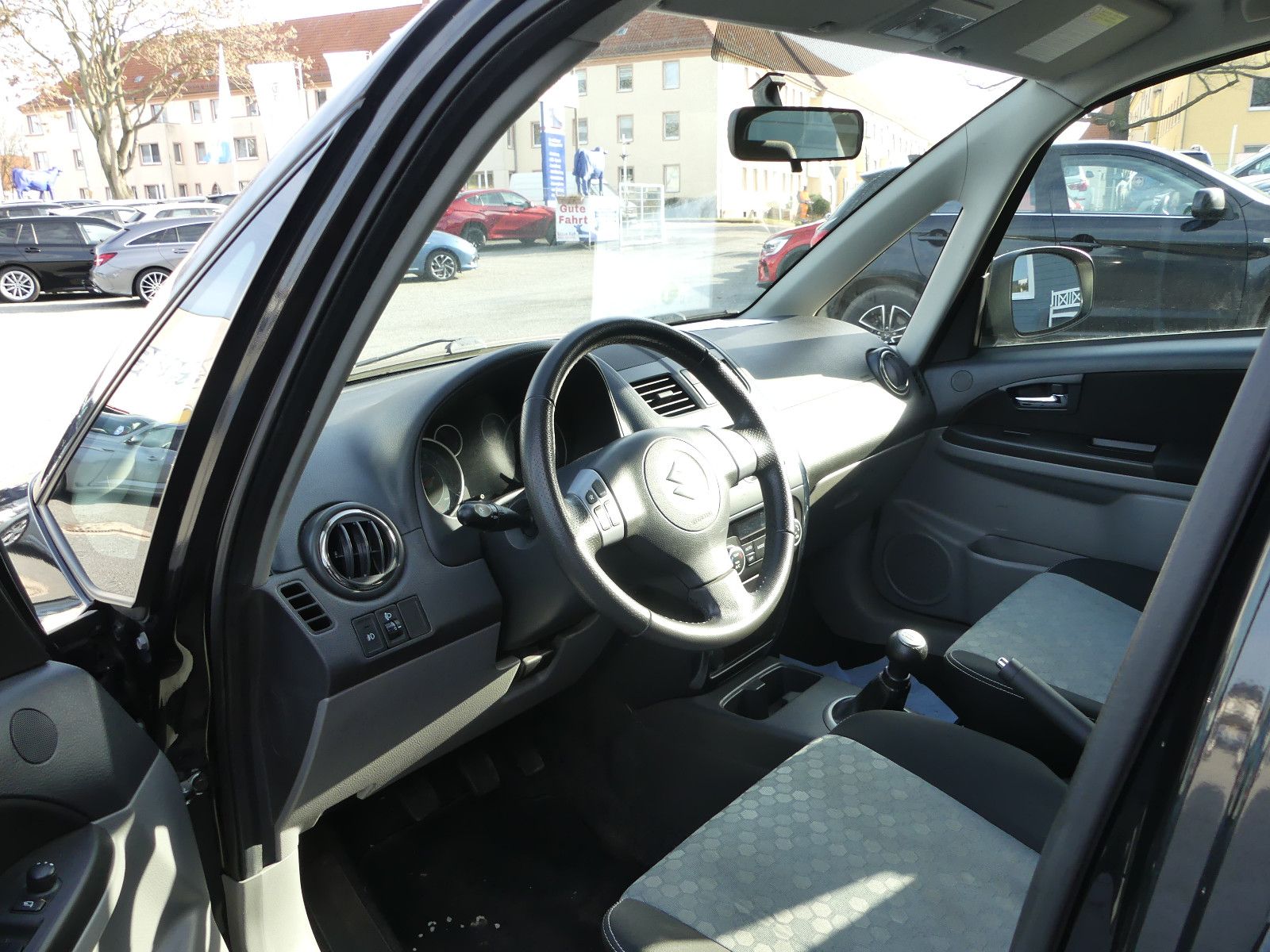 Fahrzeugabbildung Suzuki SX4