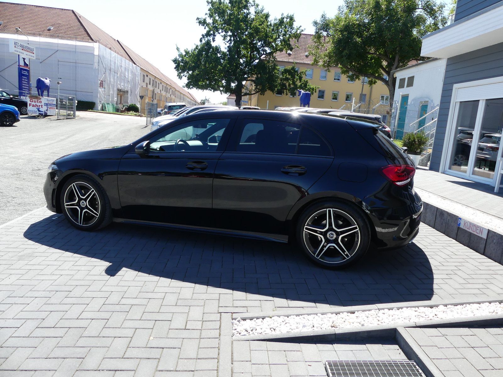 Fahrzeugabbildung Mercedes-Benz A 180 A A 180"AMG Line"SCHECKHEFTGEPF."