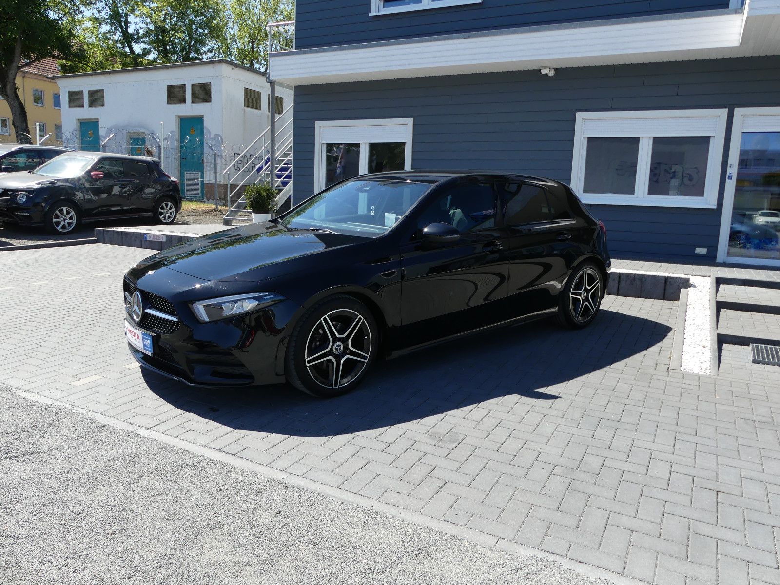 Fahrzeugabbildung Mercedes-Benz A 180 A A 180"AMG Line"SCHECKHEFTGEPF."