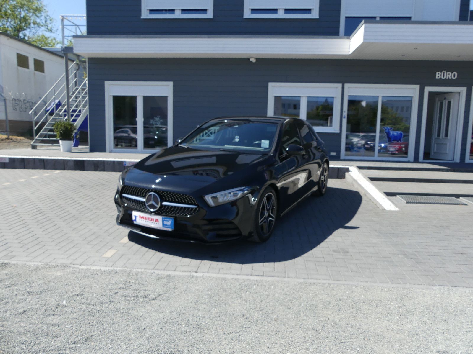 Fahrzeugabbildung Mercedes-Benz A 180 A A 180"AMG Line"SCHECKHEFTGEPF."