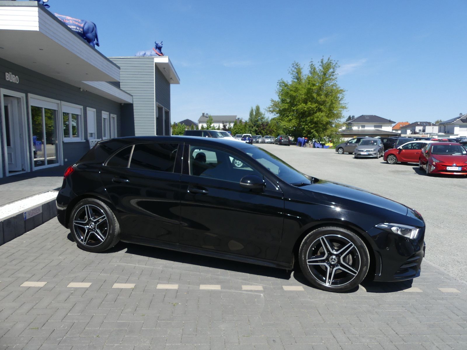 Fahrzeugabbildung Mercedes-Benz A 180 A A 180"AMG Line"SCHECKHEFTGEPF."