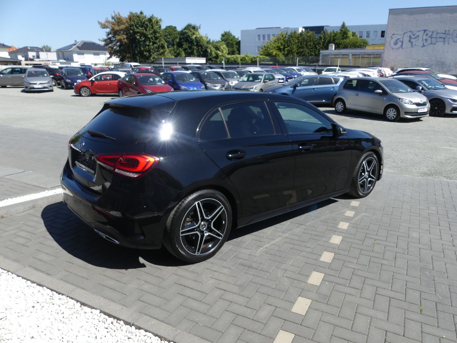 Fahrzeugabbildung Mercedes-Benz A 180 A A 180"AMG Line"SCHECKHEFTGEPF."