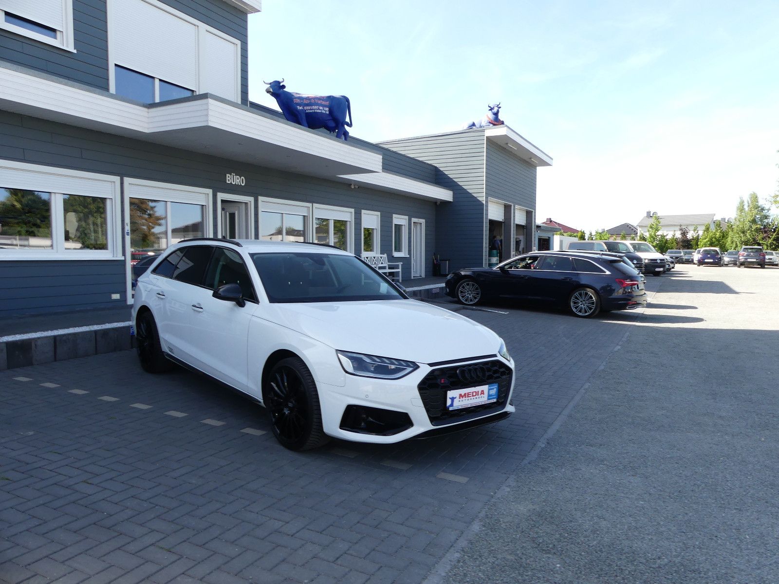 Fahrzeugabbildung Audi A4 Avant 35 TDI "S-LINE"