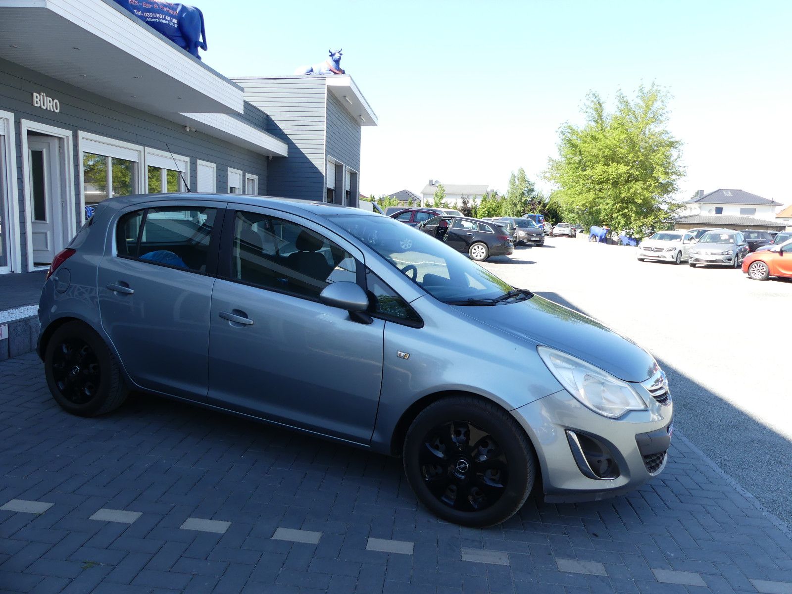Fahrzeugabbildung Opel Corsa D Satellite