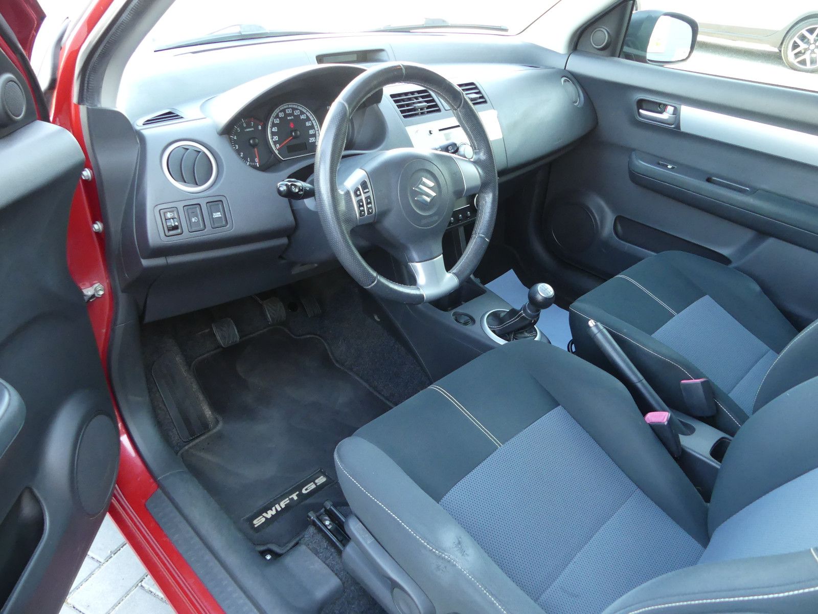 Fahrzeugabbildung Suzuki Swift Lim. Comfort