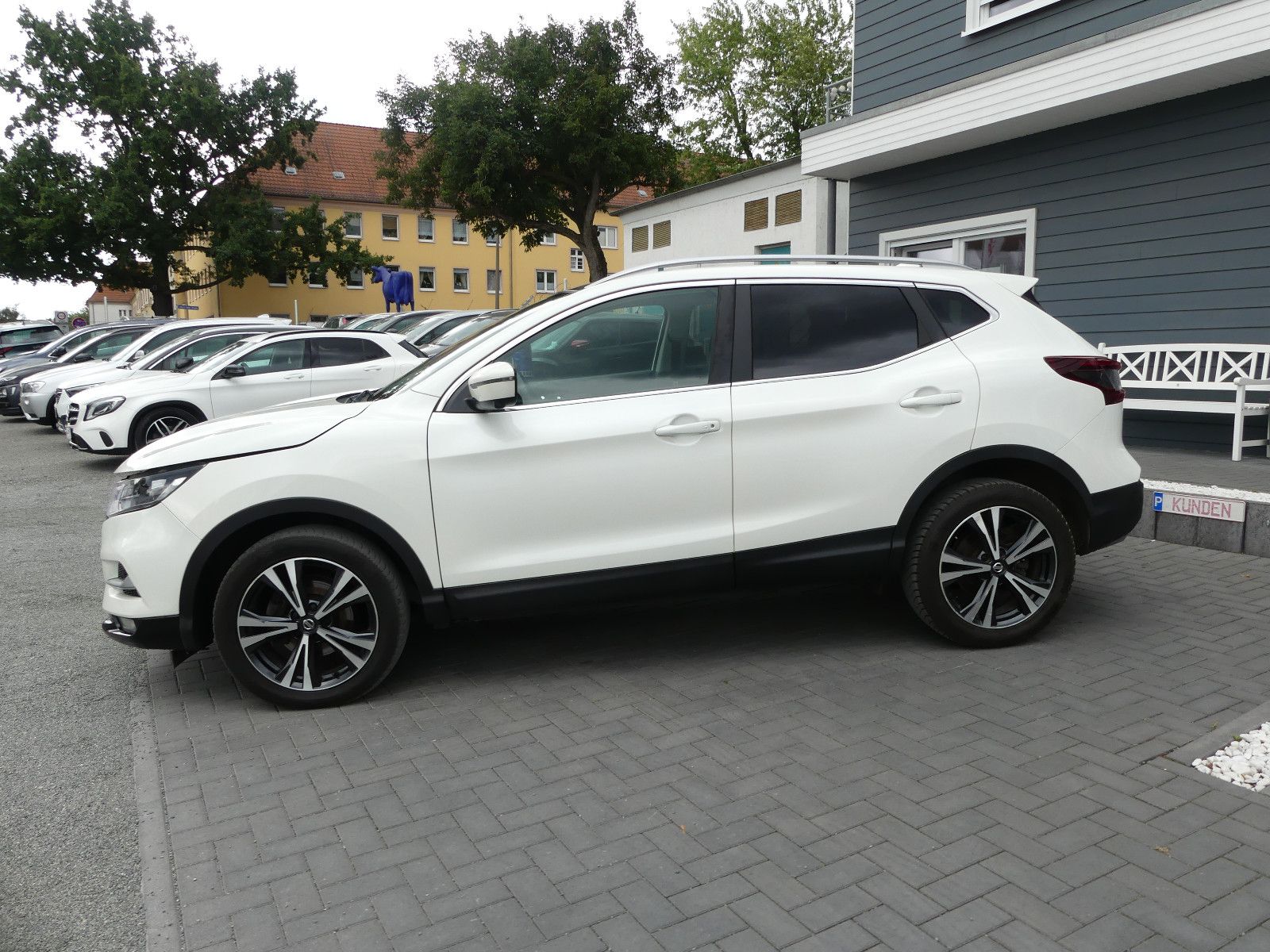 Fahrzeugabbildung Nissan Qashqai Zama"1.HAND"56TKM"