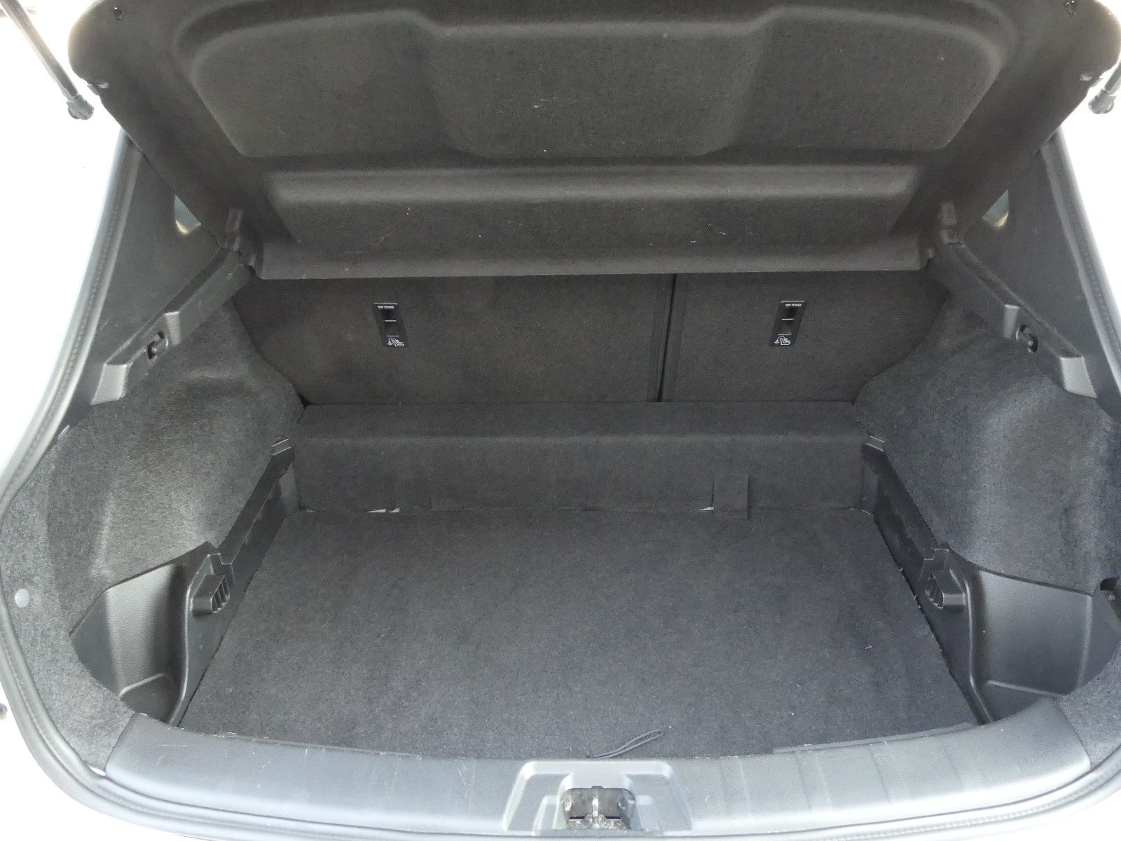 Fahrzeugabbildung Nissan Qashqai Zama"1.HAND"56TKM"