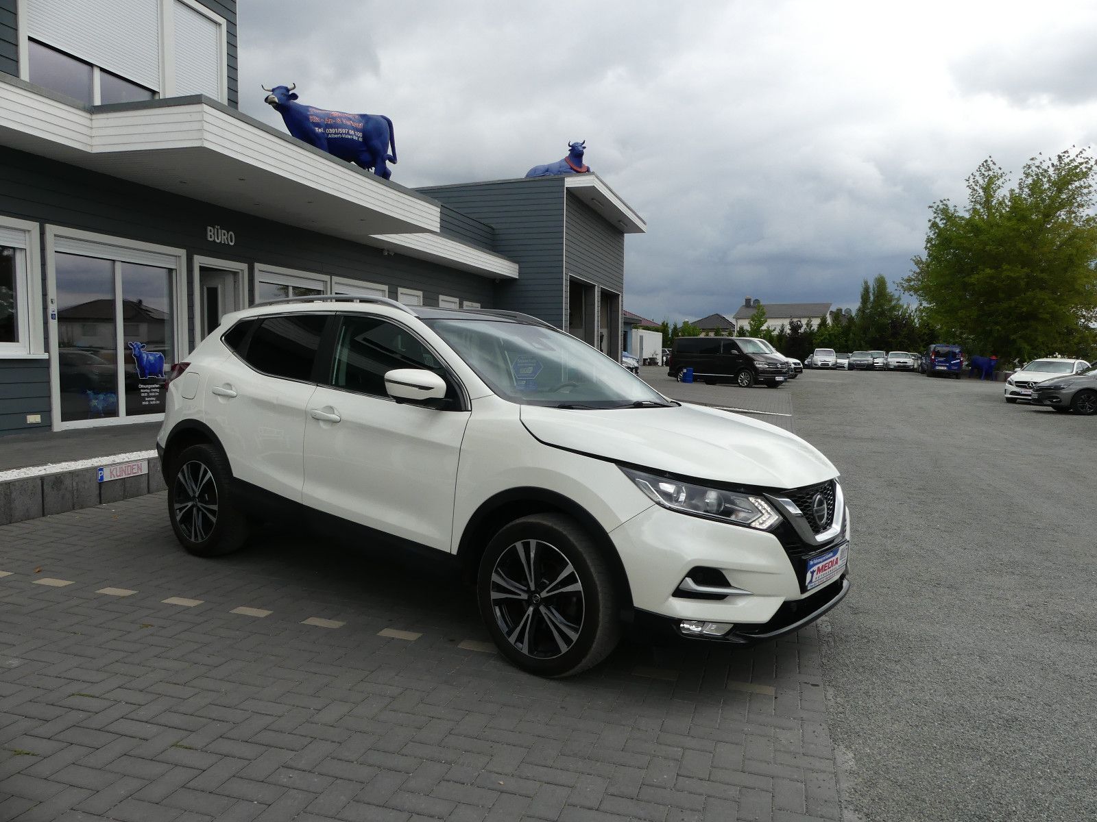 Fahrzeugabbildung Nissan Qashqai Zama"1.HAND"56TKM"