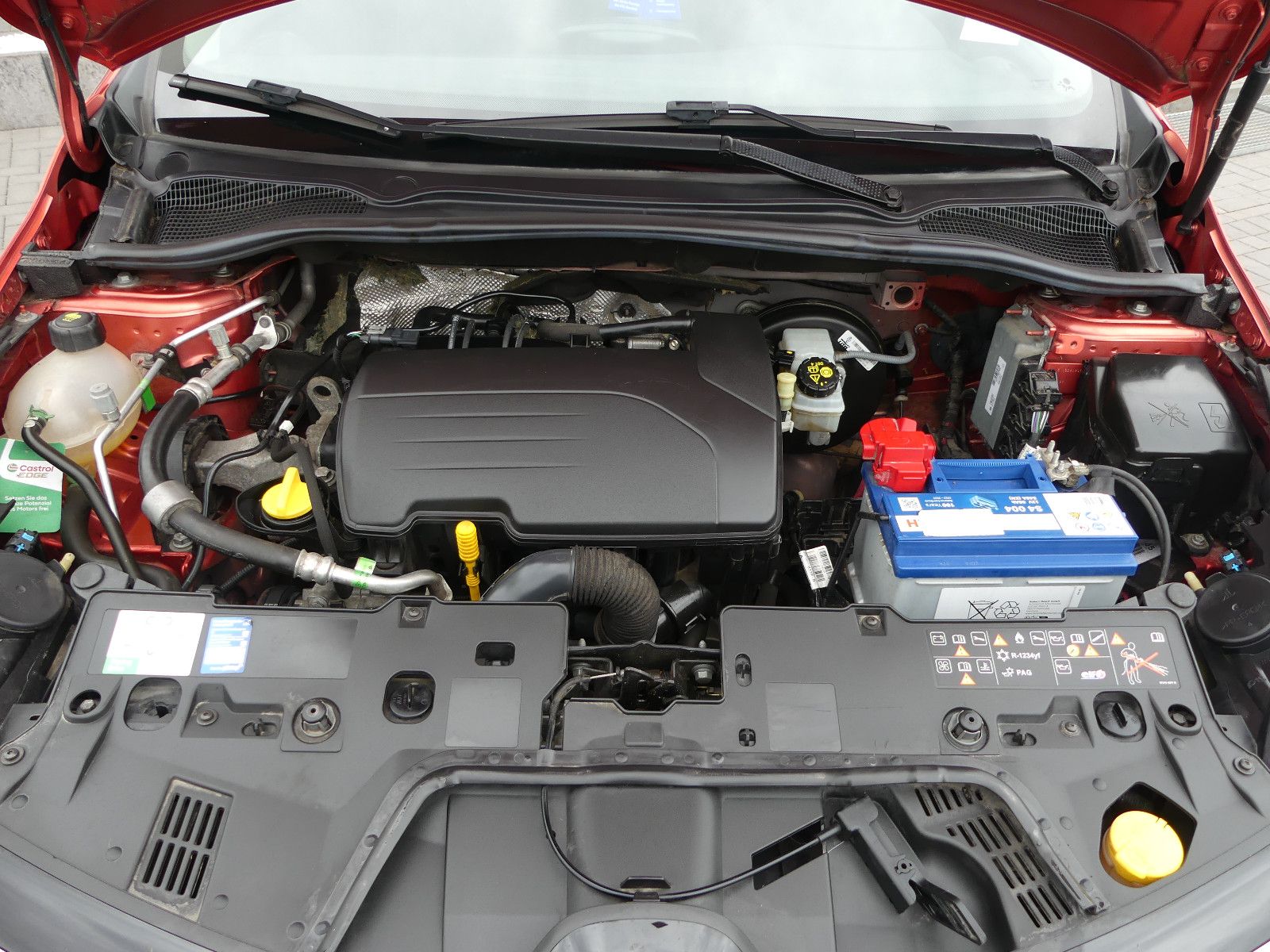 Fahrzeugabbildung Renault Clio IV Limited, 53000 km