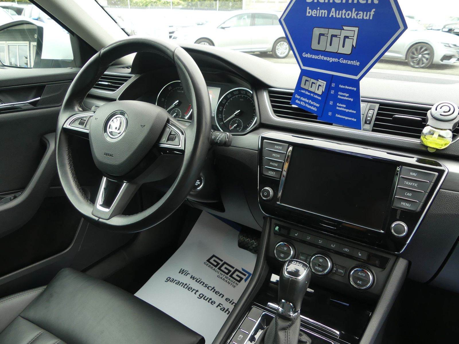 Fahrzeugabbildung SKODA Superb Combi Style