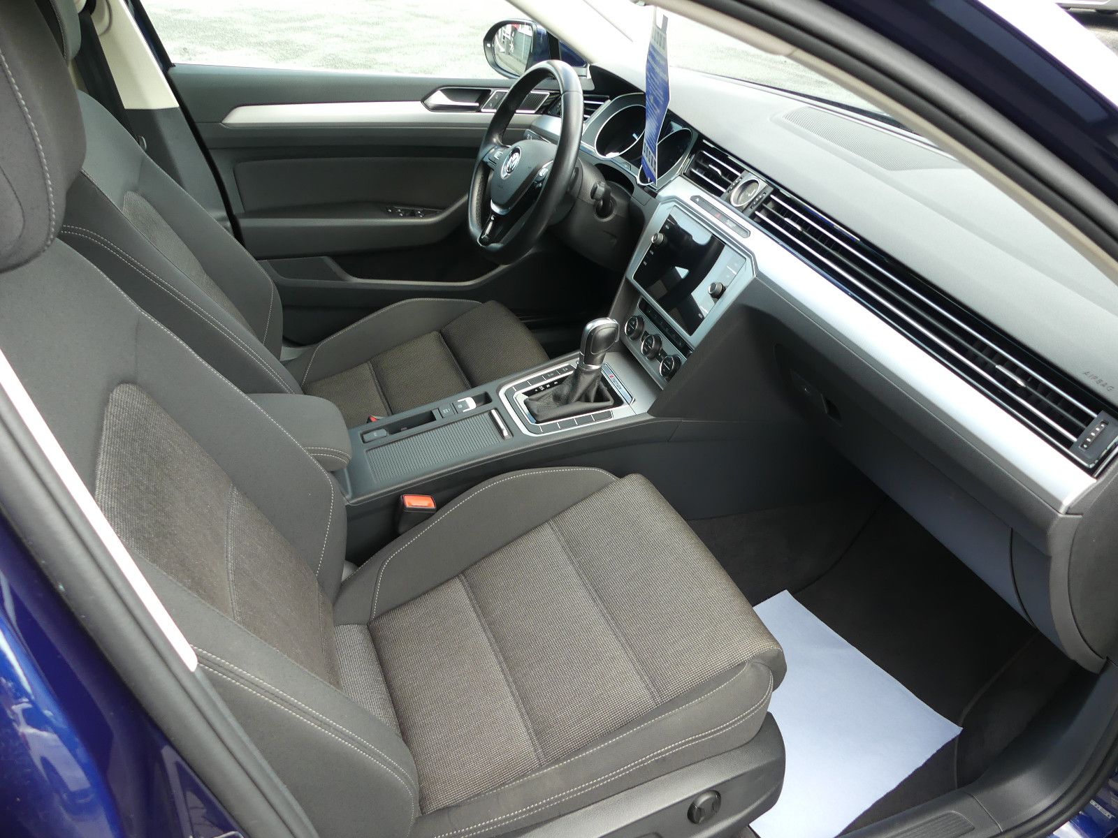 Fahrzeugabbildung Volkswagen Passat Variant Comfortline BMT/Start-Stopp 4Moti