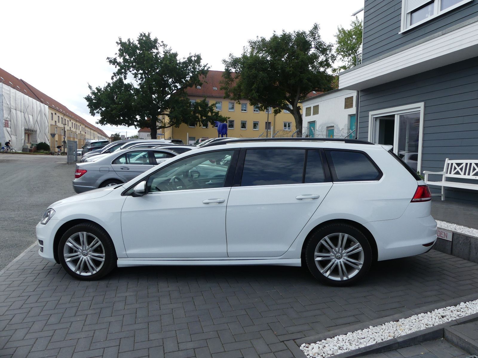 Fahrzeugabbildung Volkswagen Golf VII Variant 1.8 Comfortline BMT