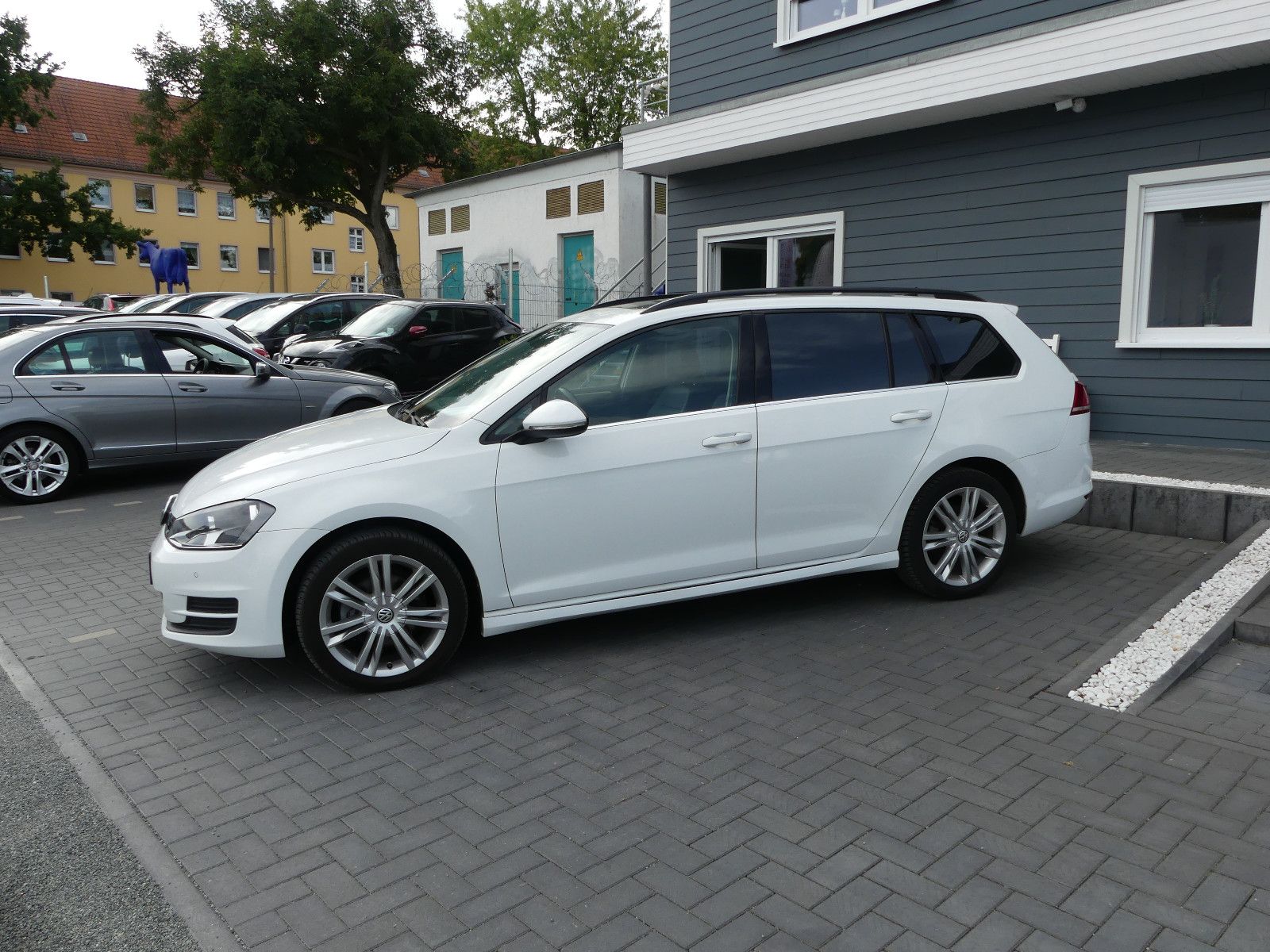 Fahrzeugabbildung Volkswagen Golf VII Variant 1.8 Comfortline BMT