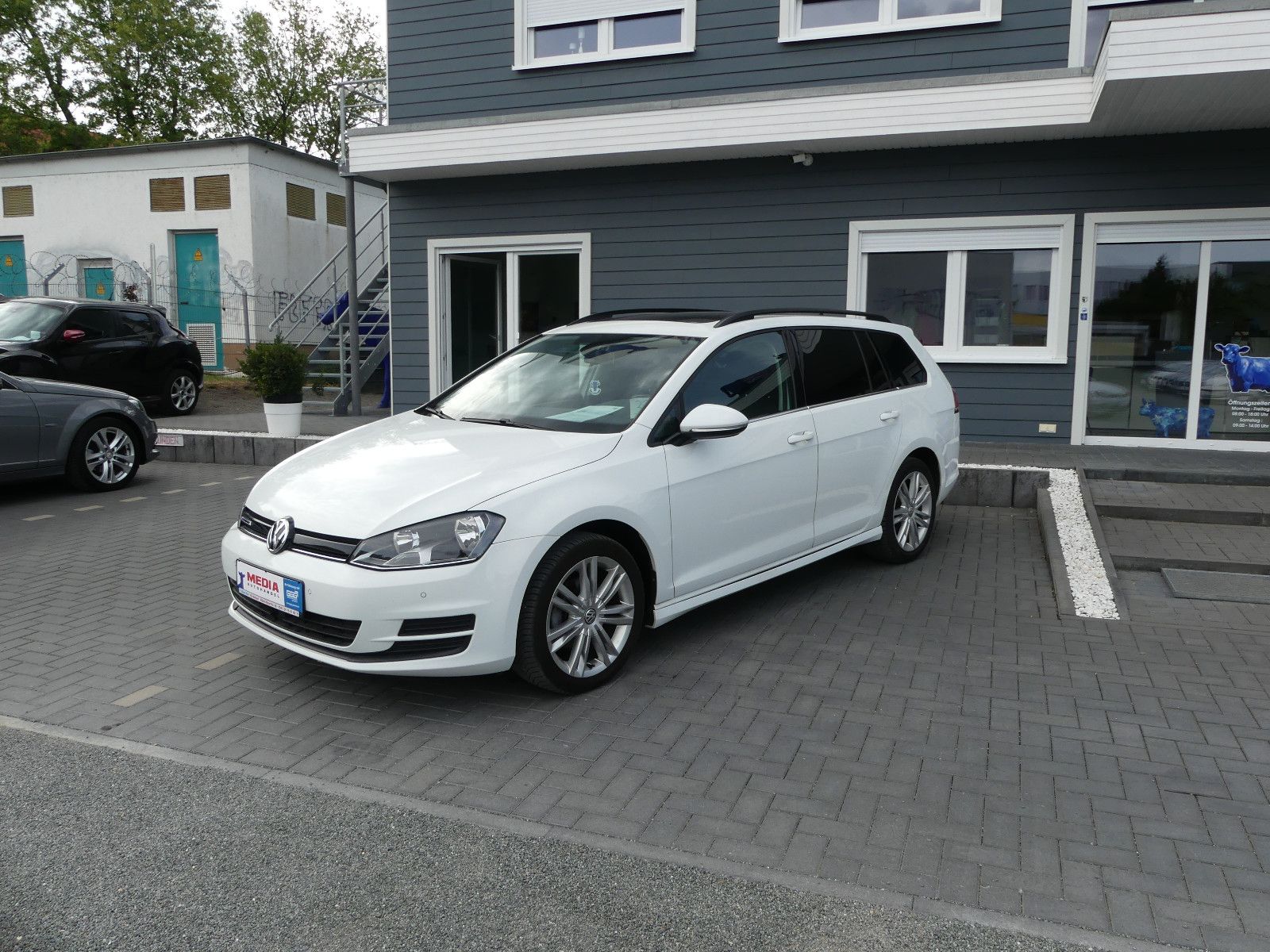 Fahrzeugabbildung Volkswagen Golf VII Variant 1.8 Comfortline BMT