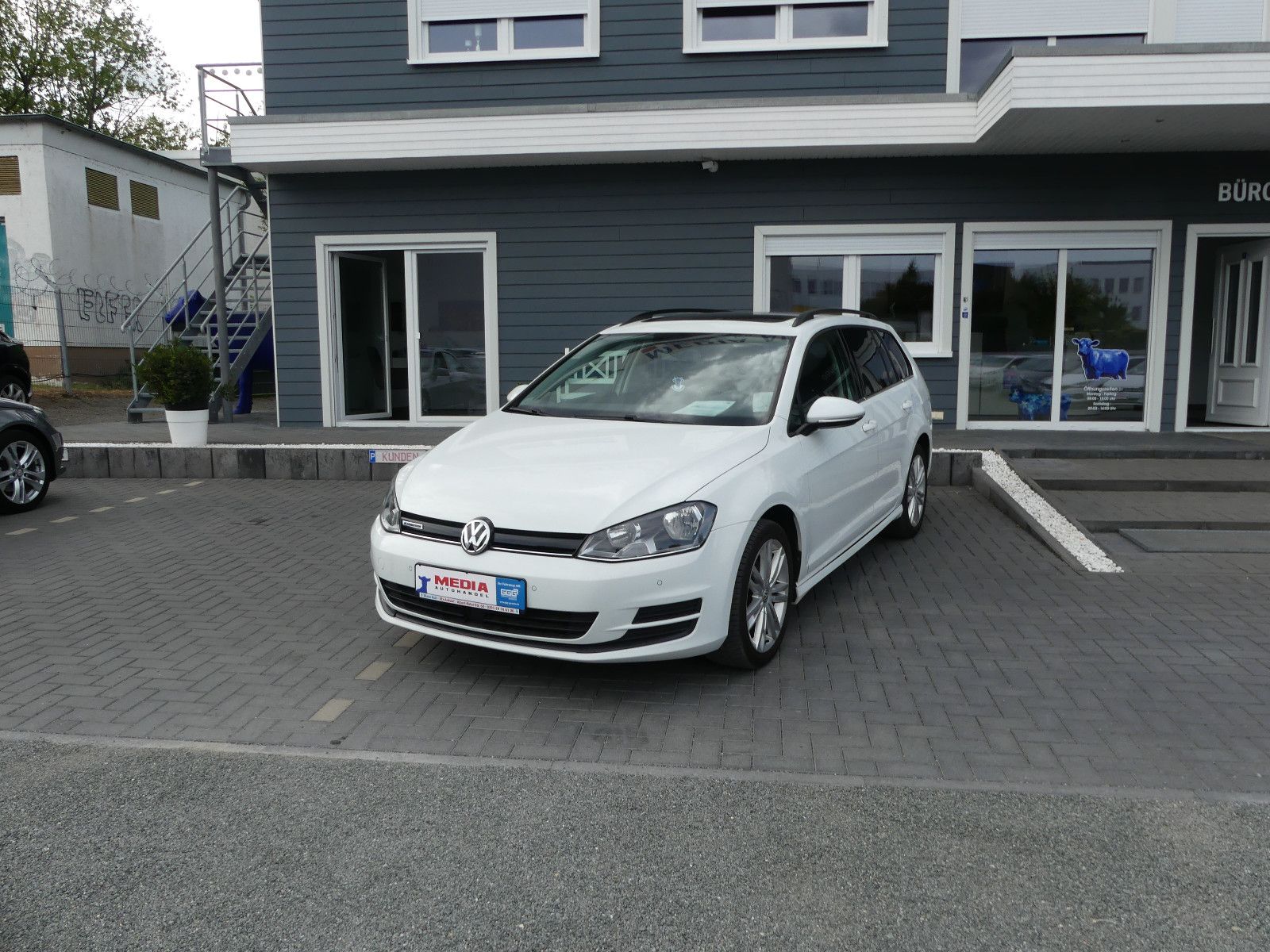 Fahrzeugabbildung Volkswagen Golf VII Variant 1.8 Comfortline BMT