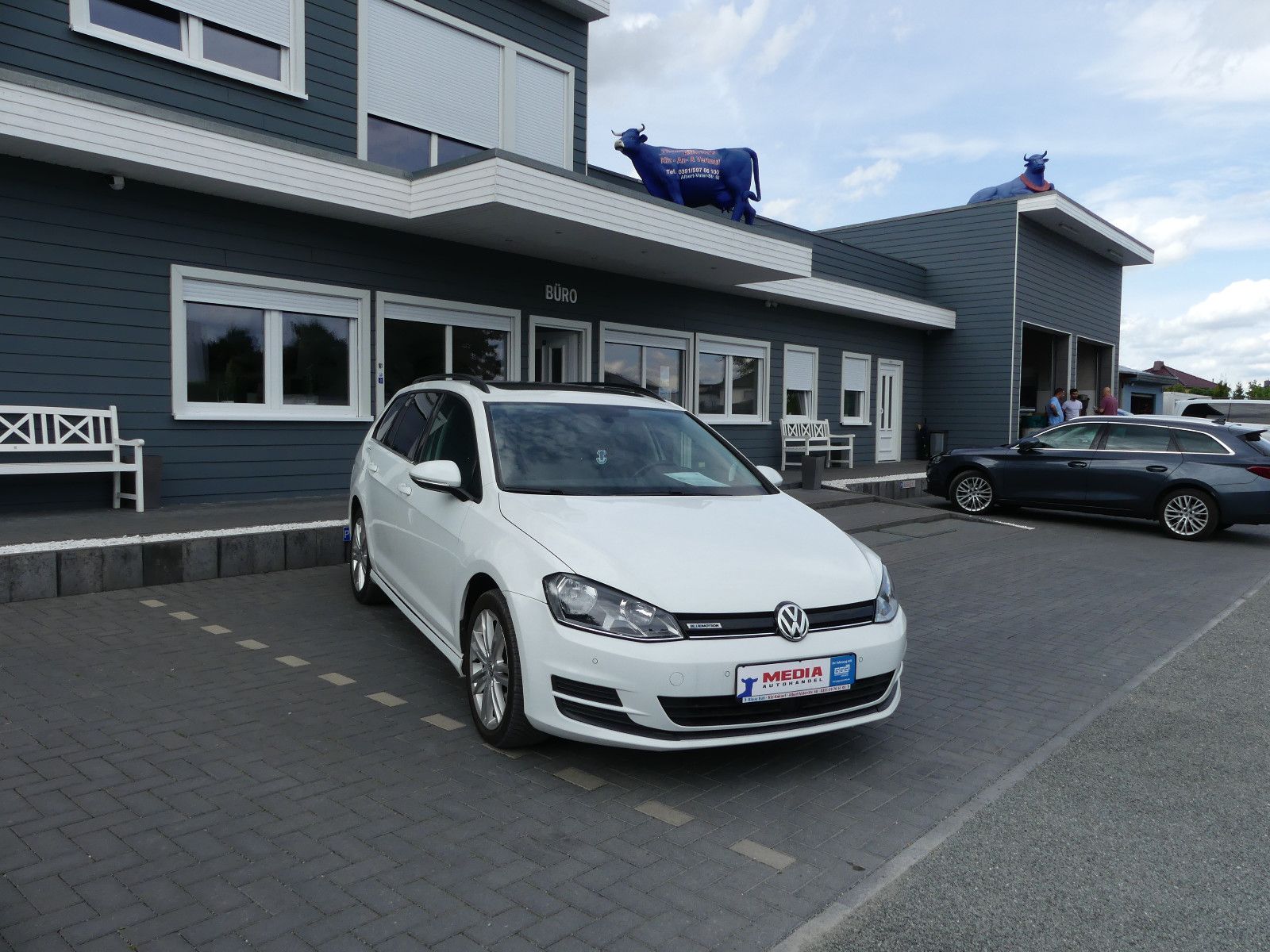 Fahrzeugabbildung Volkswagen Golf VII Variant 1.8 Comfortline BMT
