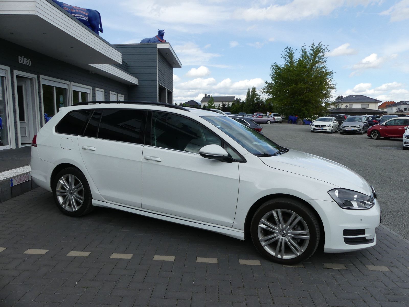 Fahrzeugabbildung Volkswagen Golf VII Variant 1.8 Comfortline BMT