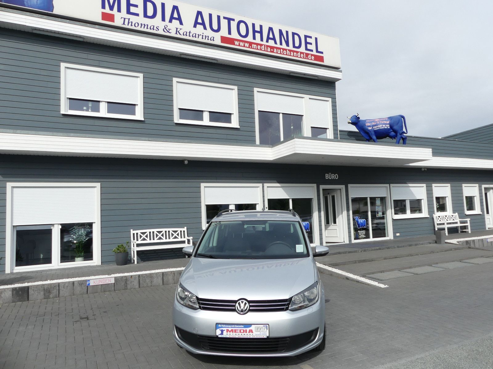 Fahrzeugabbildung Volkswagen Touran Trendline, 7. Sitzer