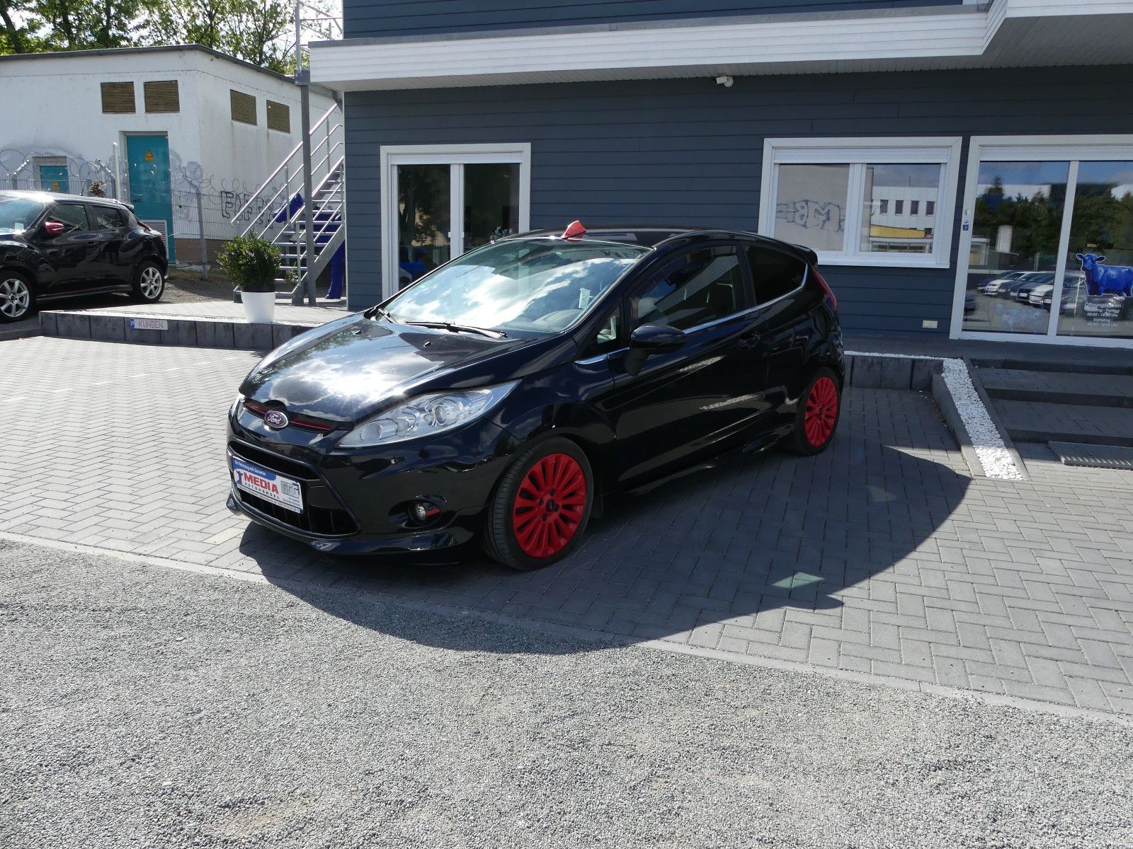 Fahrzeugabbildung Ford Fiesta Titanium