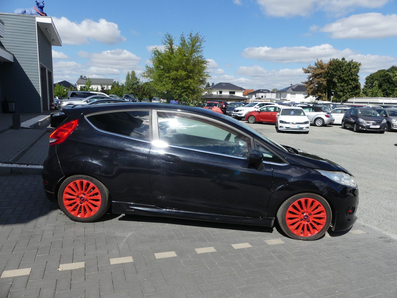 Fahrzeugabbildung Ford Fiesta Titanium