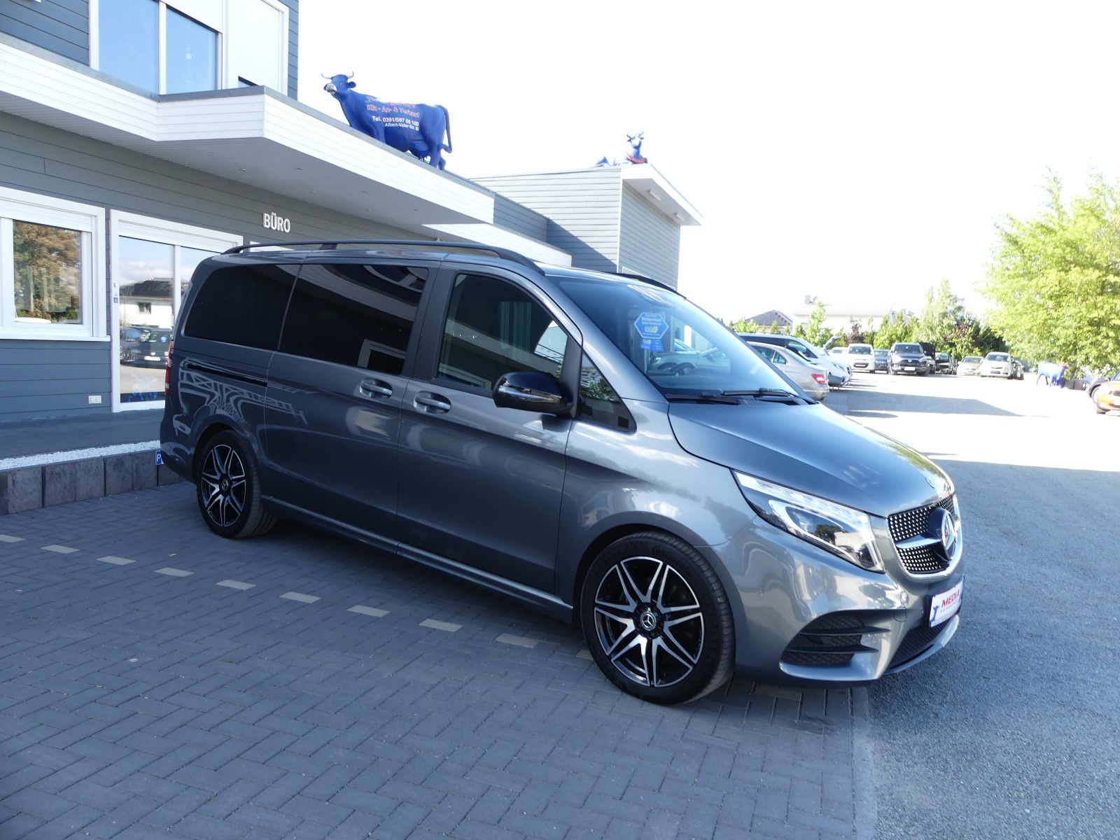 Fahrzeugabbildung Mercedes-Benz V 250 "SCHECKHEFTGEPF."AMG-LINE"7.SITZER"