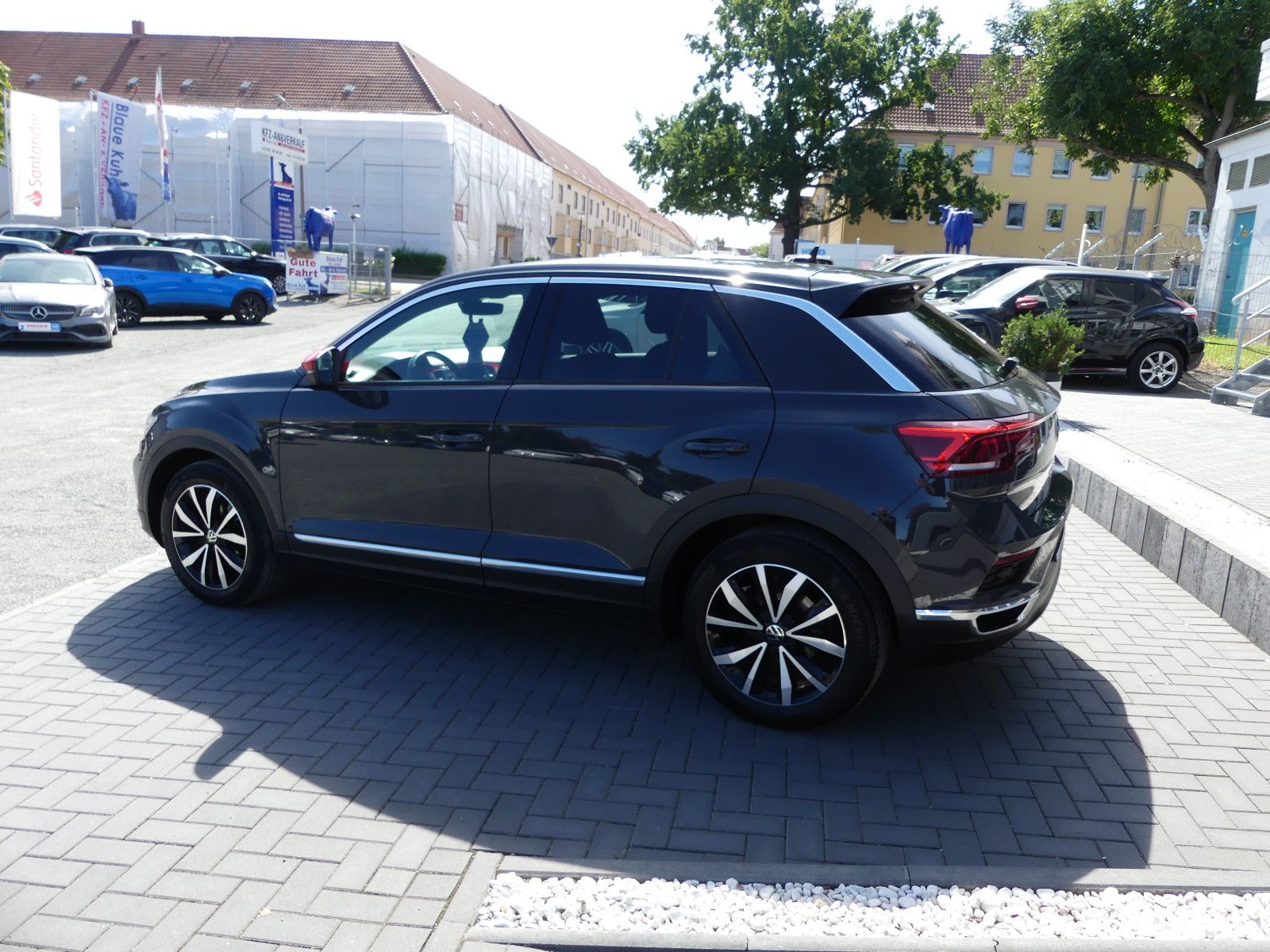 Fahrzeugabbildung Volkswagen T-Roc Sport"50TKM"AUTOMATIK"SCHECKHEFT"