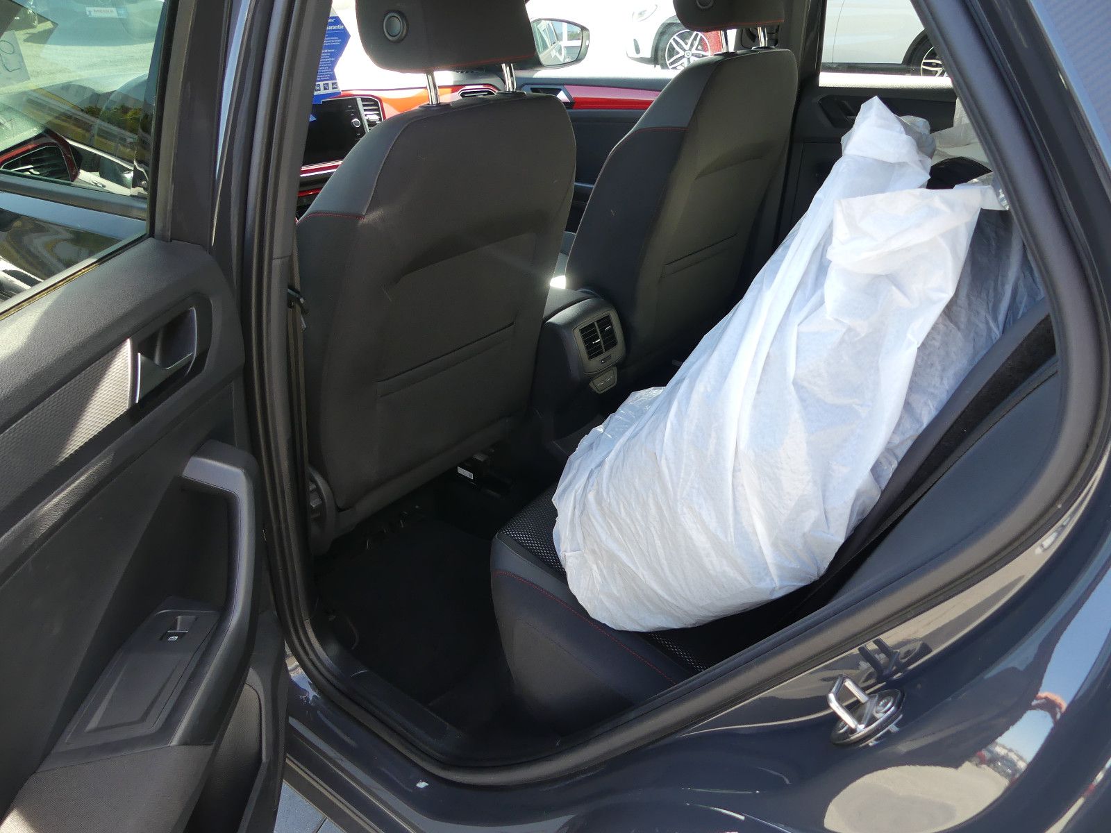 Fahrzeugabbildung Volkswagen T-Roc Sport"50TKM"AUTOMATIK"SCHECKHEFT"