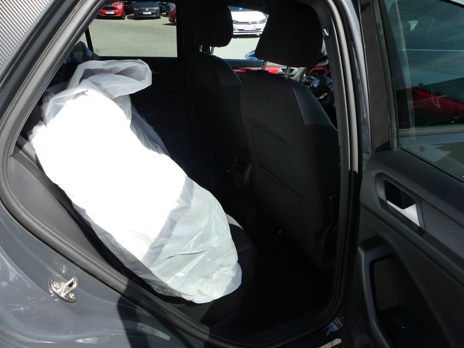 Fahrzeugabbildung Volkswagen T-Roc Sport"50TKM"AUTOMATIK"SCHECKHEFT"