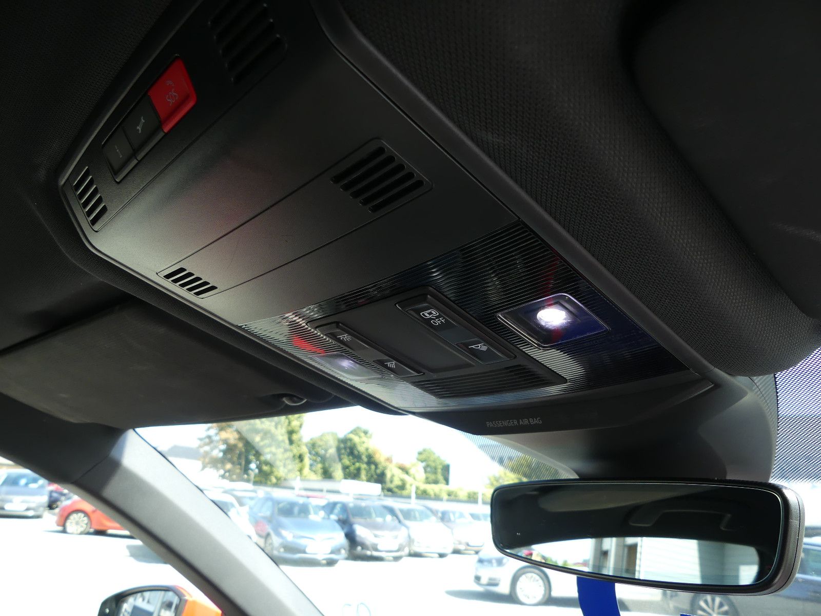 Fahrzeugabbildung Volkswagen T-Roc Sport"50TKM"AUTOMATIK"SCHECKHEFT"