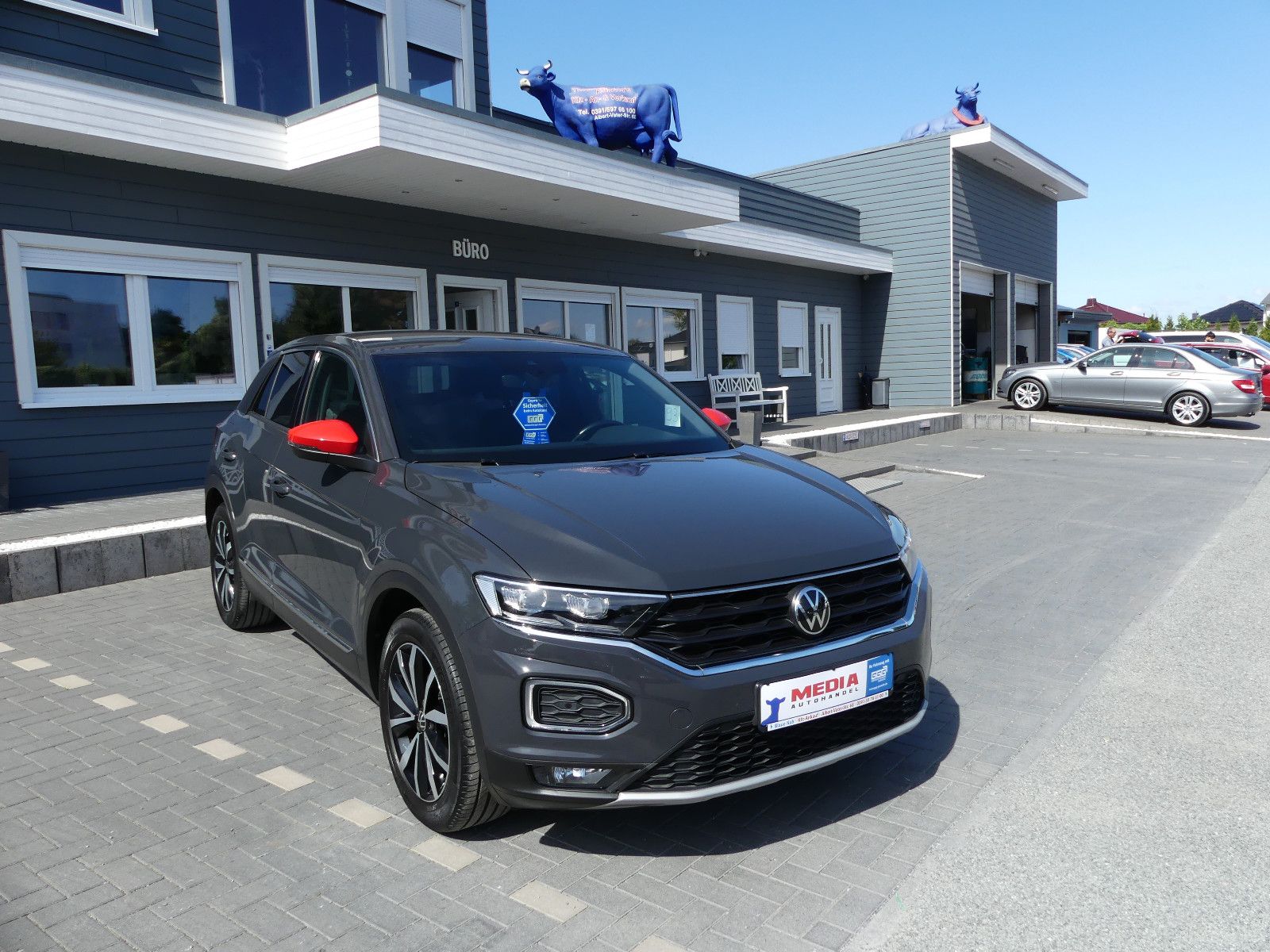 Fahrzeugabbildung Volkswagen T-Roc Sport"50TKM"AUTOMATIK"SCHECKHEFT"