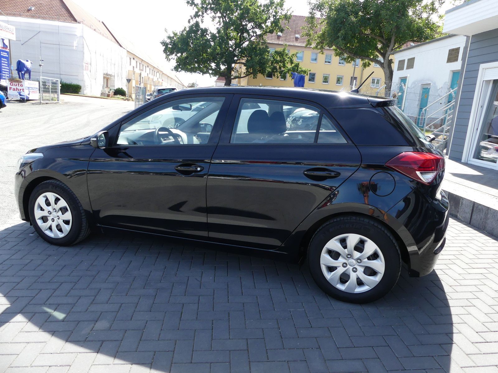 Fahrzeugabbildung Hyundai i20 blue Classic
