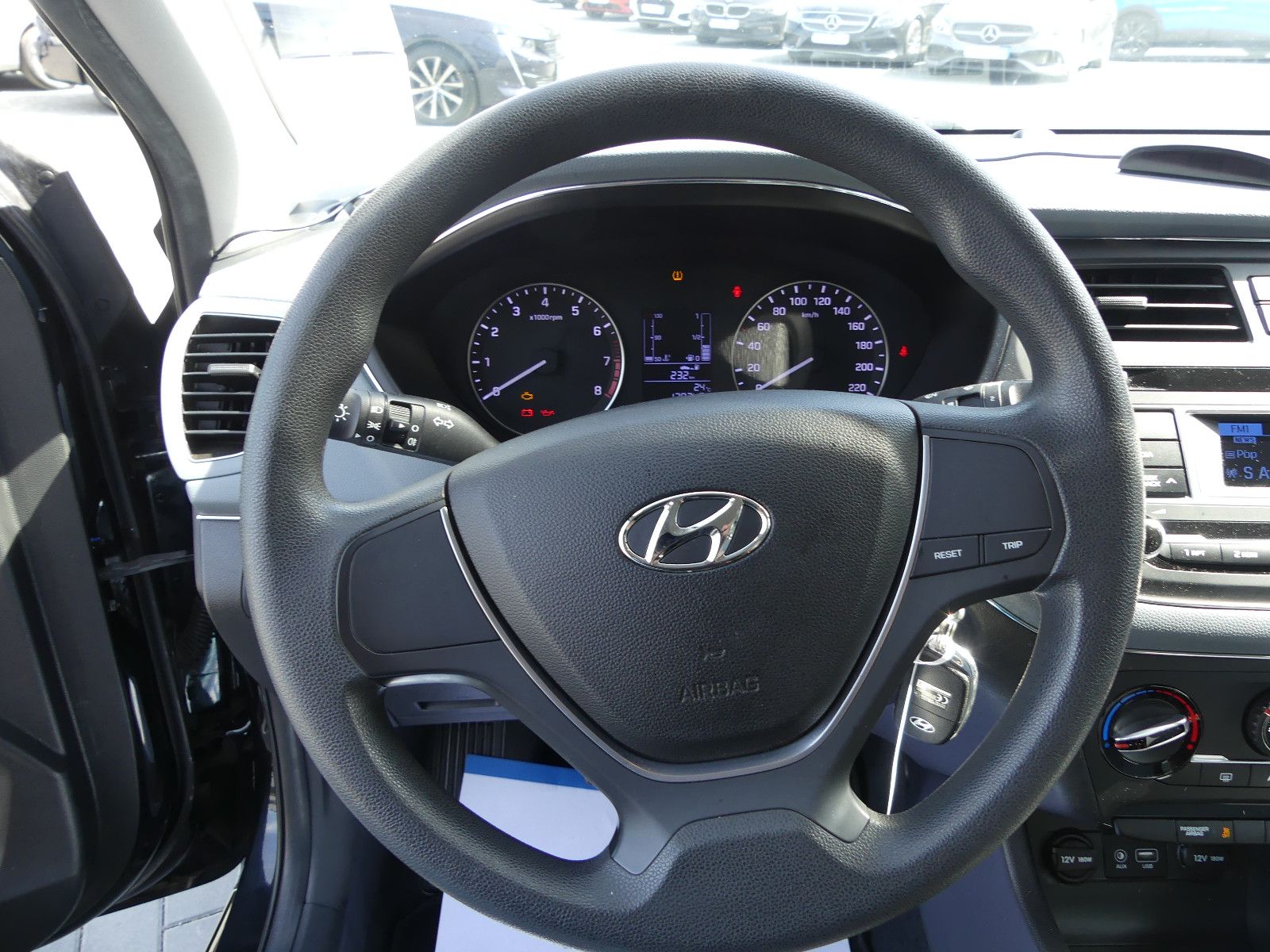 Fahrzeugabbildung Hyundai i20 blue Classic