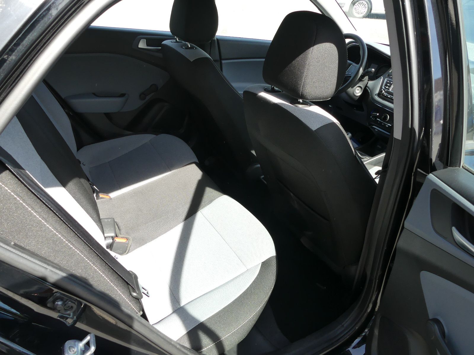 Fahrzeugabbildung Hyundai i20 blue Classic
