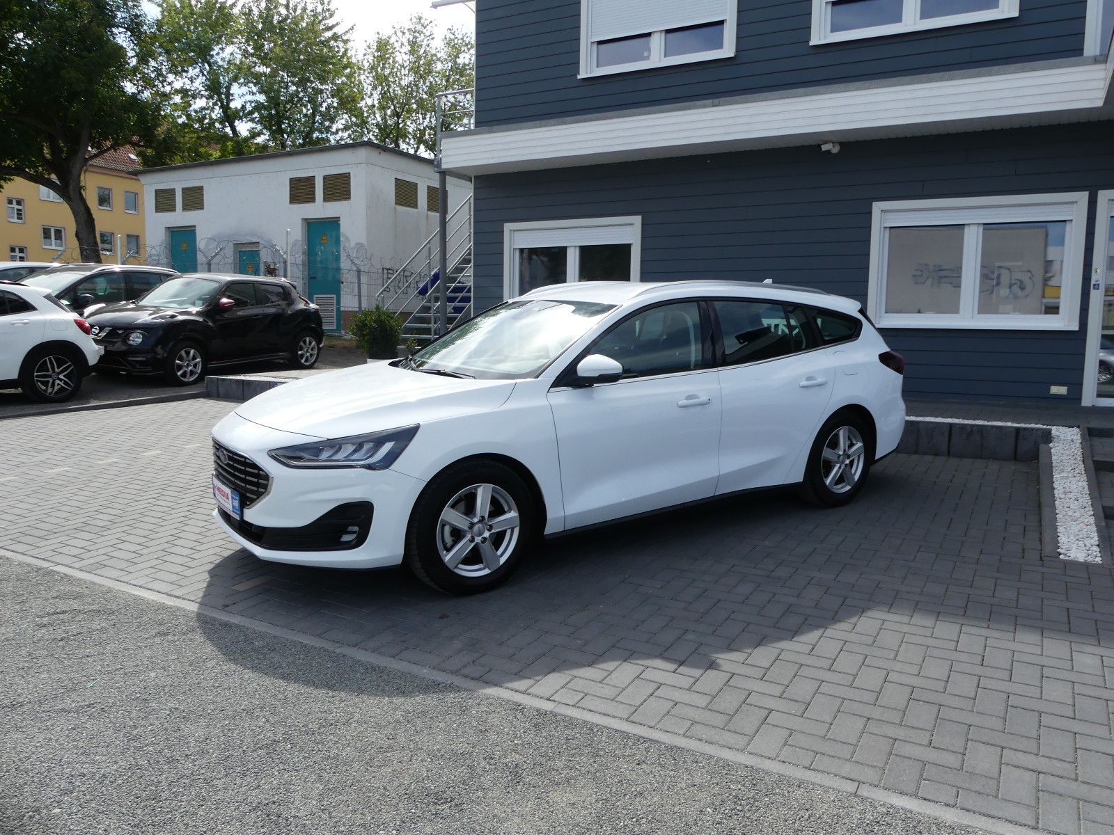 Fahrzeugabbildung Ford Focus Turnier Titanium"40TKM"AUTOMATIK"