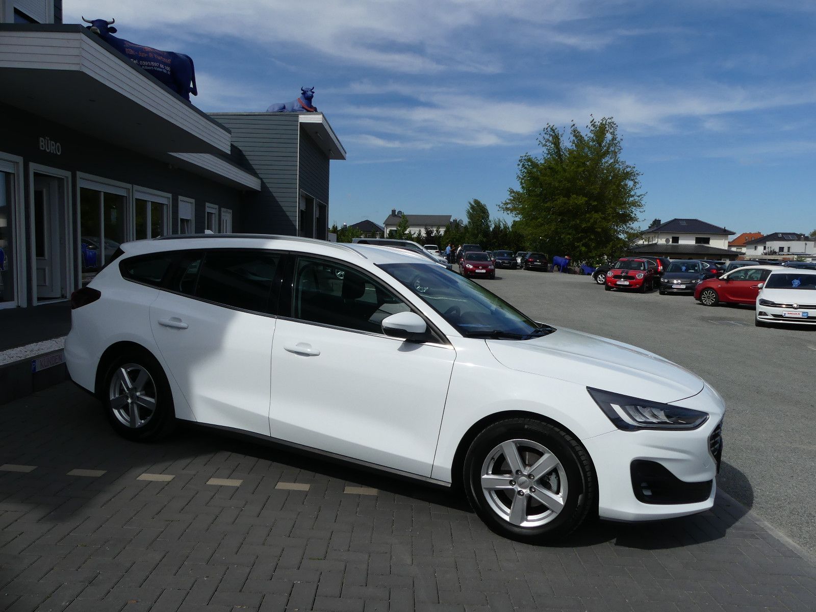 Fahrzeugabbildung Ford Focus Turnier Titanium"40TKM"AUTOMATIK"