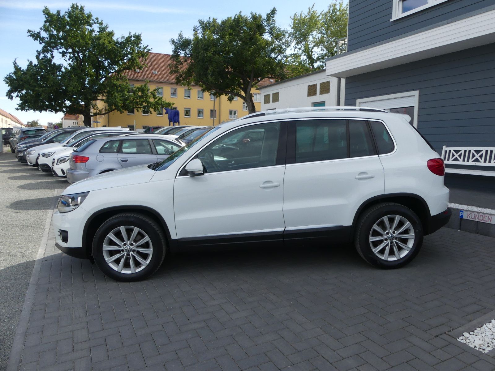 Fahrzeugabbildung Volkswagen Tiguan Sport & Style BMT"SCHECKHEFTGEPF."