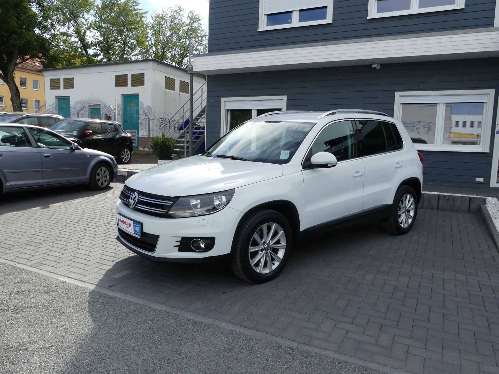 Fahrzeugabbildung Volkswagen Tiguan Sport & Style BMT"SCHECKHEFTGEPF."