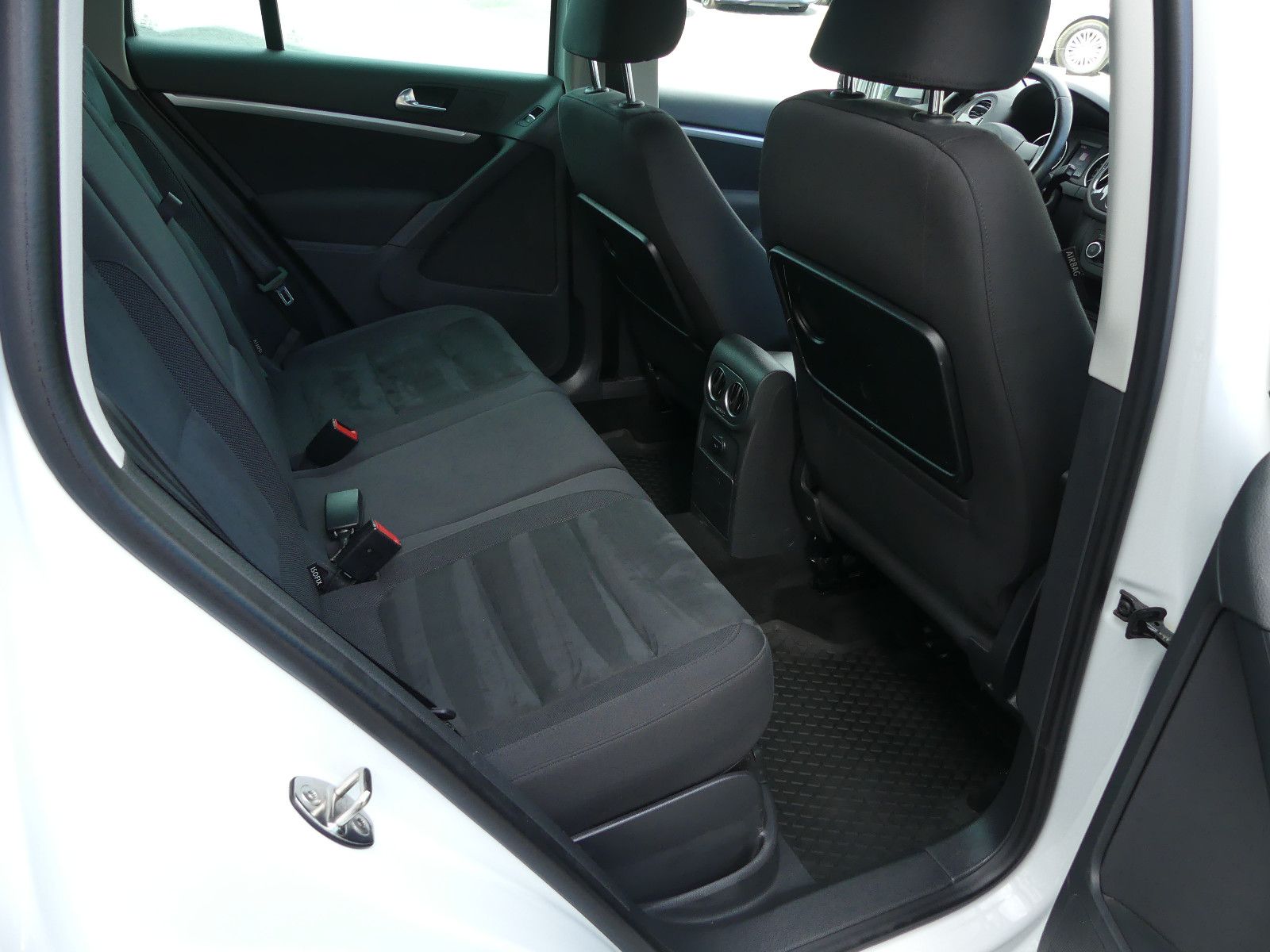 Fahrzeugabbildung Volkswagen Tiguan Sport & Style BMT"SCHECKHEFTGEPF."