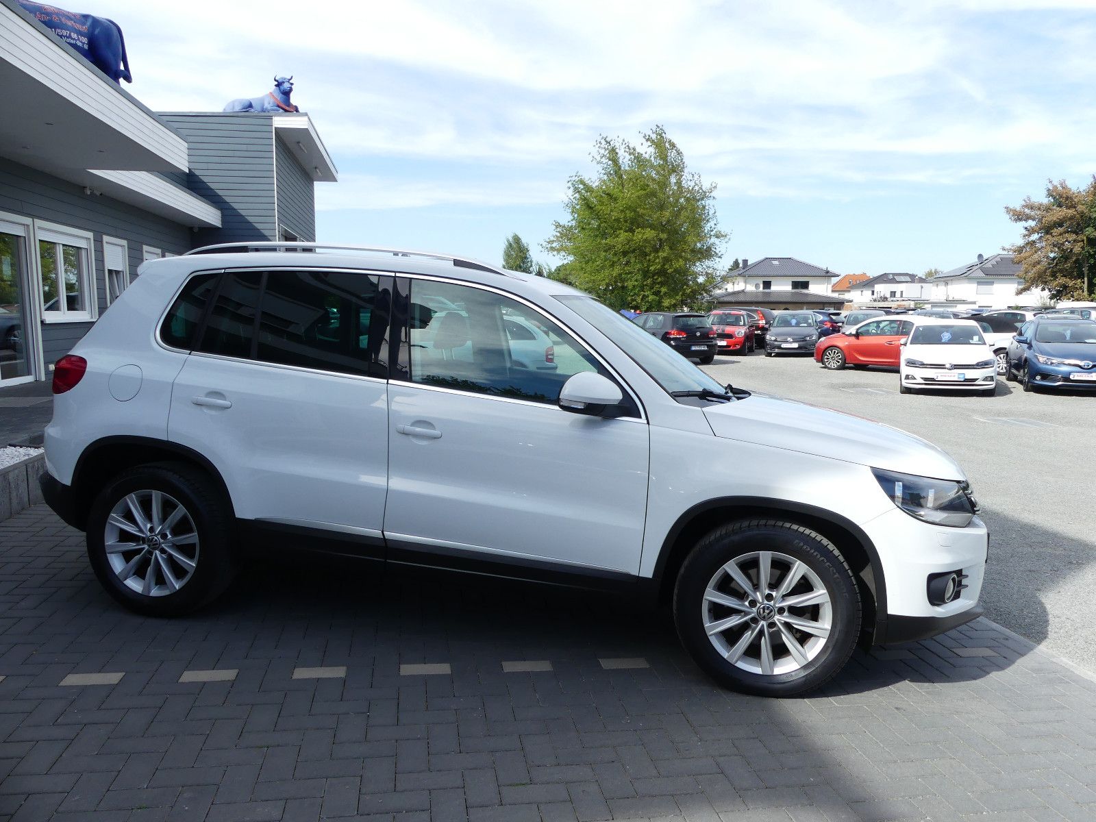 Fahrzeugabbildung Volkswagen Tiguan Sport & Style BMT"SCHECKHEFTGEPF."