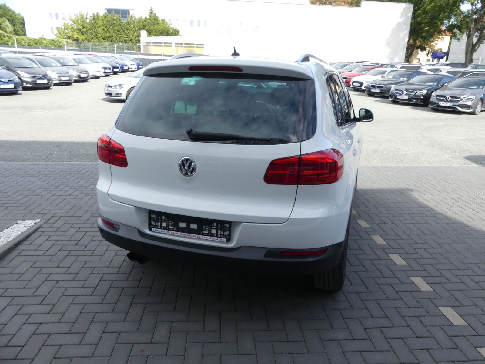 Fahrzeugabbildung Volkswagen Tiguan Sport & Style BMT"SCHECKHEFTGEPF."