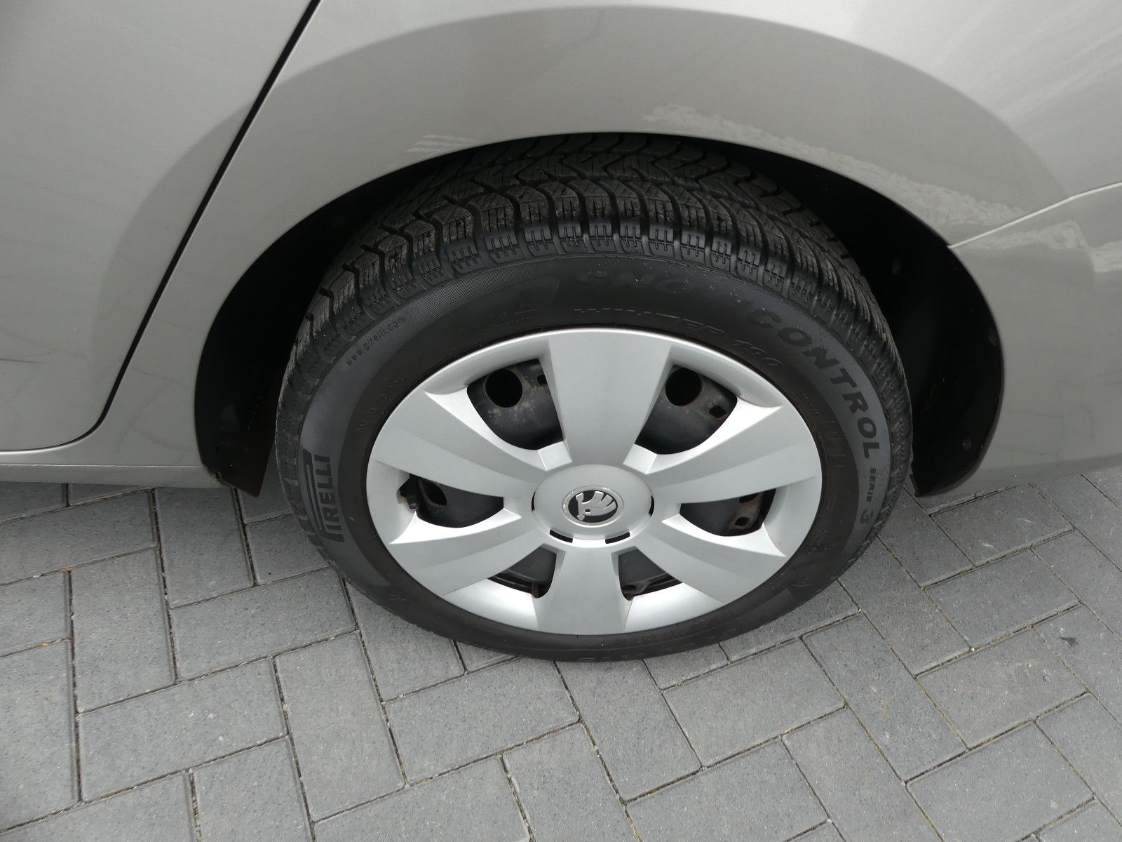 Fahrzeugabbildung SKODA Fabia Combi Style"58TKM"AUTOMATIK"