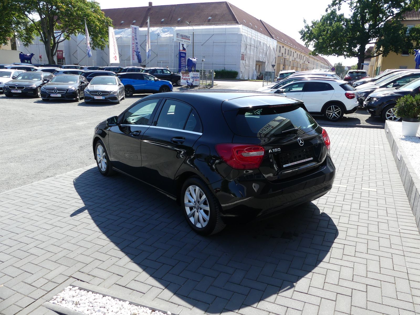 Fahrzeugabbildung Mercedes-Benz A 180 A A 180 BlueEfficiency"72TKM"AUTOMATIK"