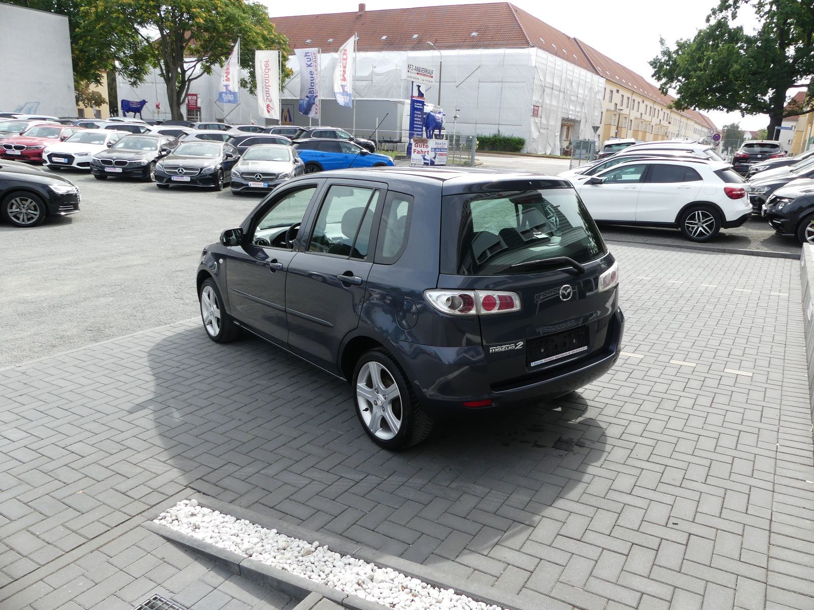 Fahrzeugabbildung Mazda 2 Lim. 1.4 Active
