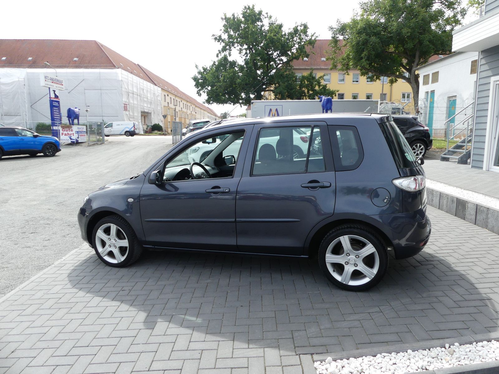 Fahrzeugabbildung Mazda 2 Lim. 1.4 Active