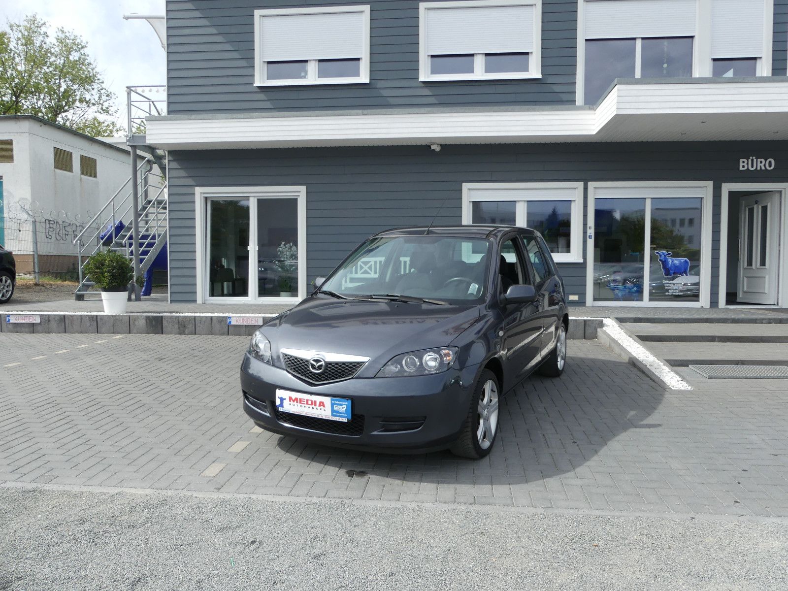 Fahrzeugabbildung Mazda 2 Lim. 1.4 Active