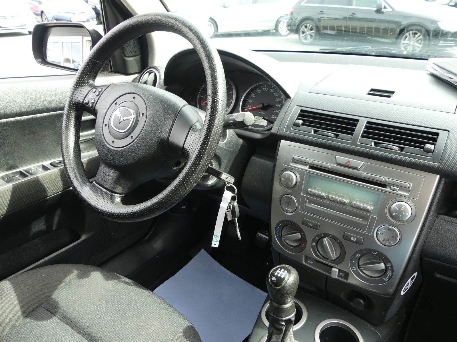 Fahrzeugabbildung Mazda 2 Lim. 1.4 Active