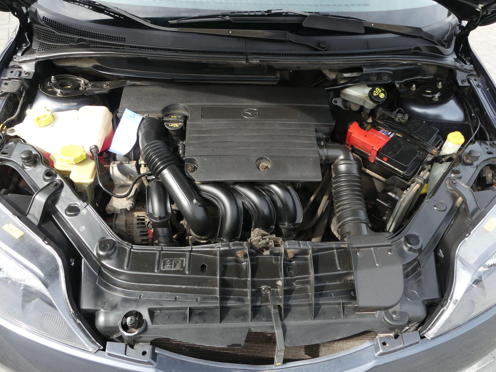 Fahrzeugabbildung Mazda 2 Lim. 1.4 Active